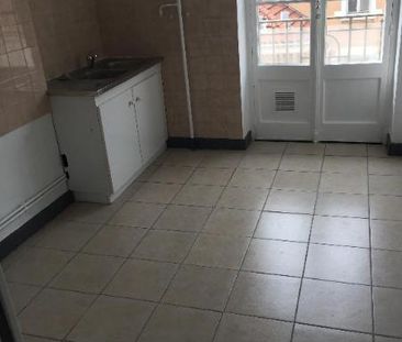 Location Appartement 2 pièces 47m² LYON 6ème - Photo 1