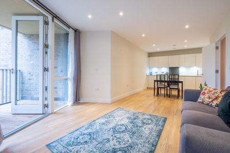 2 Bed Flat, Stead Street, SE17 - Photo 3