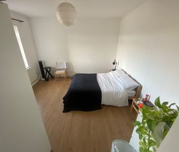 1 Bed Flat, Stoke Newington High Street, N16 - Photo 3