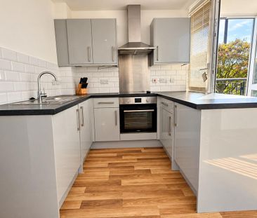 2 bedroom apartment to rent - Photo 4