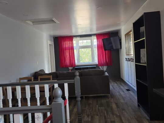 One bedroom apartment for rent in Innisfil - Photo 1