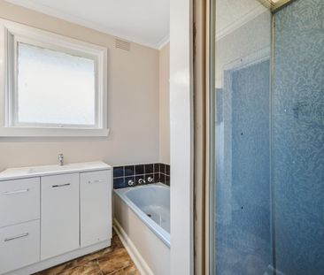 Low-Maintenance Living with Parkland at Your Doorstep - Photo 4