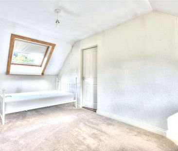 Farncombe Hill, Farncombe, Godalming, Surrey, GU7 - Photo 6