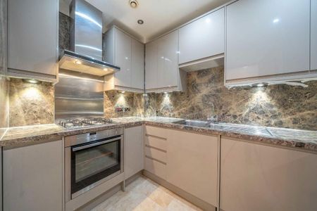 2 bedroom flat to rent - Photo 3