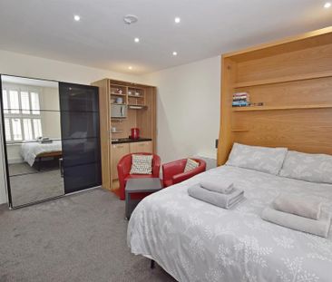 Studio to rent - Photo 3