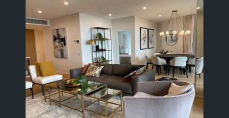 Stunning 3 Bedroom Corner Apartment - Total 172sqm - Photo 5