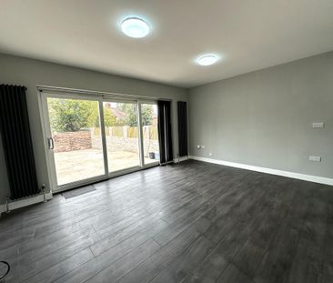 3 bedroom detached house to rent - Photo 1