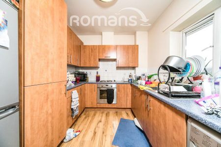 2 bedroom flat to rent - Photo 3