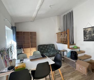 Location Appartement 2 pièces 39m² ST MAXIMIN LA STE BAUME 83470 - Photo 1