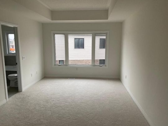 For Lease - 3 Pinnacle Court, Hamilton, Ontario - Photo 1