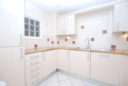 London Road, Guildford, Surrey, GU1 - Photo 4