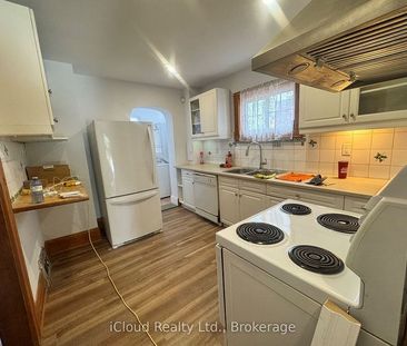 For Lease - 1395 Dougall Avenue Unit# 1, Windsor, Ontario - Photo 2