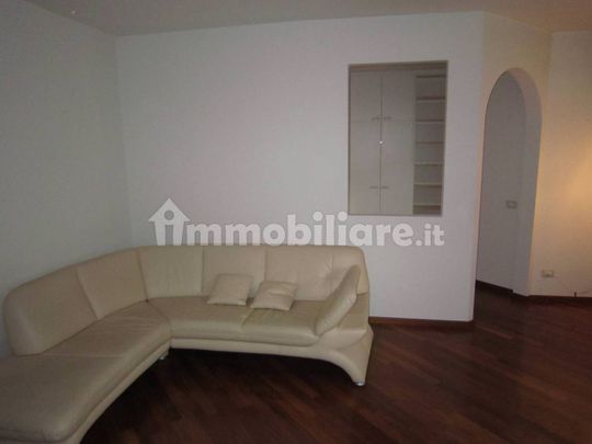 Quadrilocale piazza Gries 17, Centro, Bolzano - Photo 1