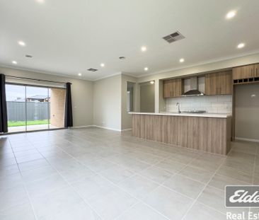 4 Swanpool Place - Photo 6