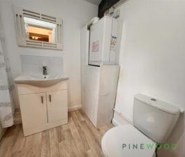 3 BEDROOM House - Mid Terrace - Photo 6