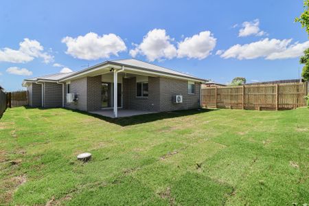 BUILT NEW. BUILT FOR YOU. WELCOME TO 8 SCAMPI DRIVE. - Photo 3