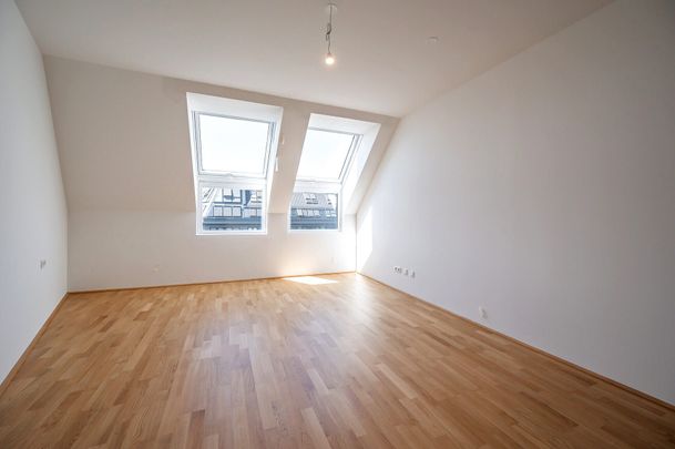 Erstbezug. Hochwertige Drei-Zimmer-Dachgeschoßwohnung mit Balkon – Sofort verfügbar -zu mieten in 1170 Wien - Foto 1