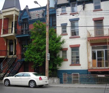 Grand 21/2 meublé, équipe, tout inclus, Métro Papineau - Libre 1er ... - Photo 2