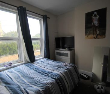 5 bedroom terraced house to rent - Photo 6