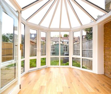 3 bedroom terraced house to rent - Photo 2