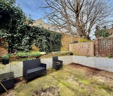 Alhambra Road - Photo 2