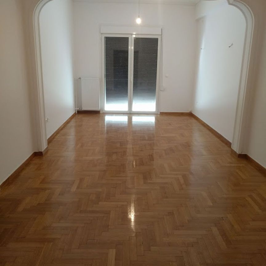 Ενοικίαση κατοικίας, 65 τ.μ., Νέα Σμύρνη, 680 € - Photo 1