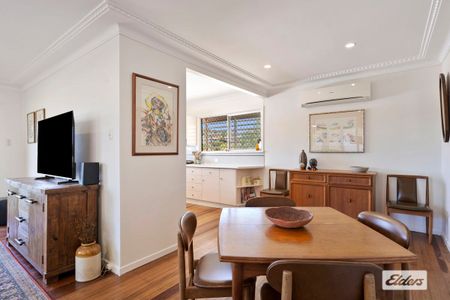 3 Bed, 2 Bath Elevated Home with Elevated Views - Photo 5