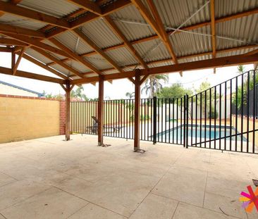 FAMILY HOME - Photo 2