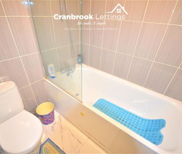 2 bedroom flat to rent - Photo 4