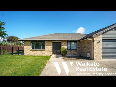 Spacious Family Living in Quiet Cul-de-Sac - Photo 3