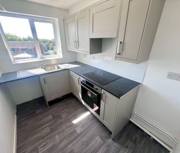 1 bedroom Flat To Let - Photo 6