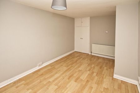 4 Owenroe Drive, Bangor, BT19 1QQ - Photo 4