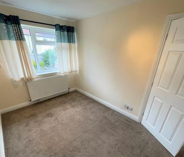 4 bedroom House To Let - Photo 4