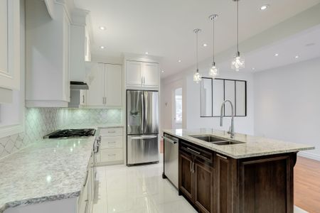 For Lease - 94 Wallace Avenue Unit# Main/Lower-A-3 Bdrm, Toronto, Ontario - Photo 3