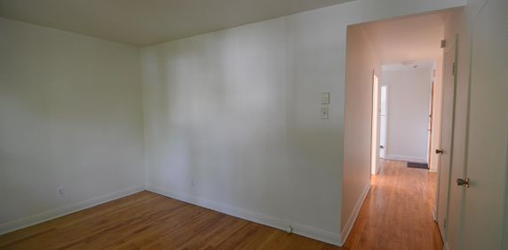 Montréal – Ahuntsic – Appartement 3 1/2 à louer sur la promenade Fleury - Photo 2