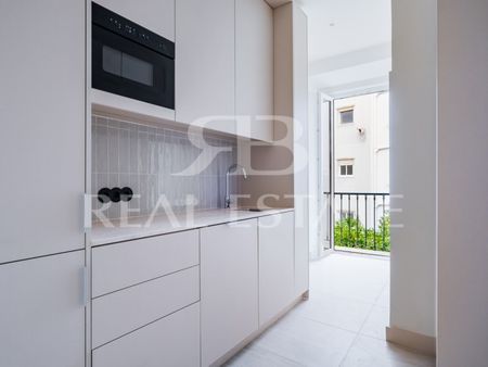 Apartamento T2+1 em Lisboa - Photo 4