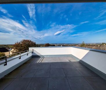 Mit dem Aufzug ins Penthouse...Neubau-Erstbezug mit Blick bis in di... - Foto 1