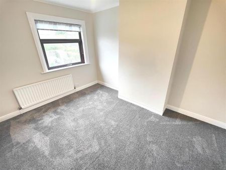 669 Oldpark Road, Belfast, BT14 6QY - Photo 2