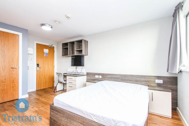 Studio for Rent - Photo 1