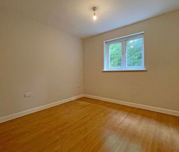 Godstone Road, Whyteleafe, CR3 - Photo 6