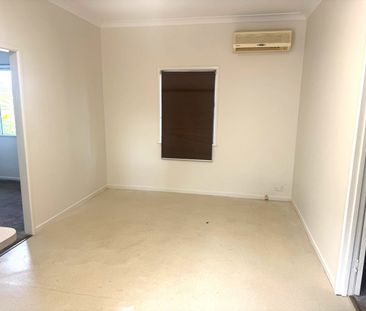 Bright & Comfortable Unit - Photo 1