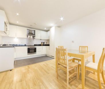 2 bedroom apartment to rent - Photo 6