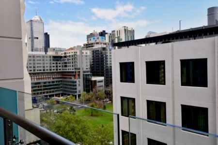 Alluring 1-bedroom apartment near Flagstaff Gardens - Photo 4