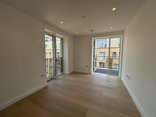 145 Claremont Road, Brent Cross Town - Photo 1