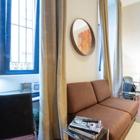 madrid, Community of Madrid 28014 - Photo 1