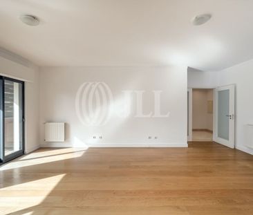2 room luxury Apartment for rent in Miraflores (Alges), Oeiras, Lisbon - Photo 4