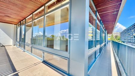 Lovely 5-room apartment in Budé - Photo 3