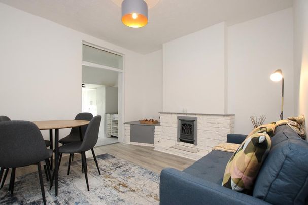 1 bedroom in a house share to rent - Photo 1