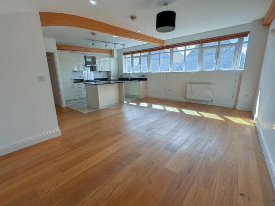 2 bedroom apartment to rent - Photo 1