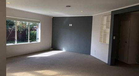 Clean & Quiet 3 Bedrooms House in Randwick Park - Photo 5